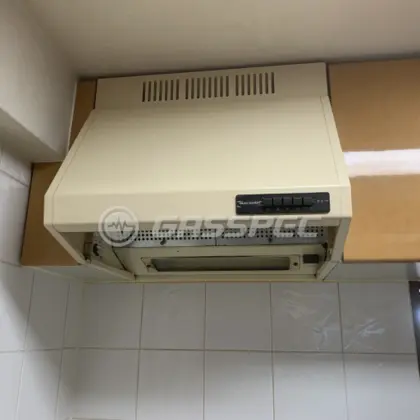 施工前のレンジフード