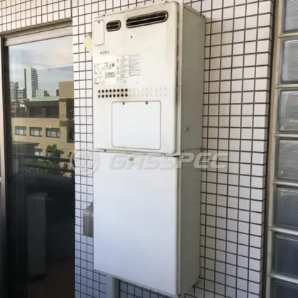 施工前の暖房熱源機（GTH-2427AWX3H）