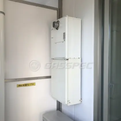 施工前の暖房熱源機（DH-N1607AWADLB（20））