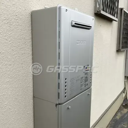 施工後の給湯器（ノーリツ GT-C2472SAW BL）
