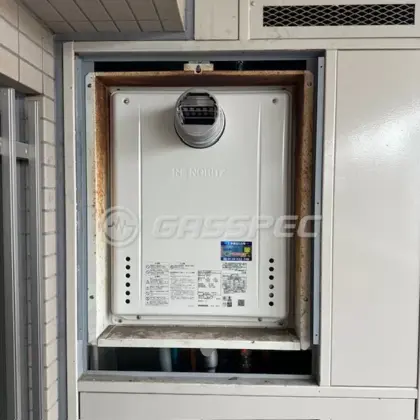 施工後の給湯器（ノーリツ GT-2470SAW-T BL）