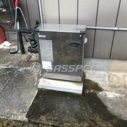 施工前の給湯器（OTQ-4701AYS）