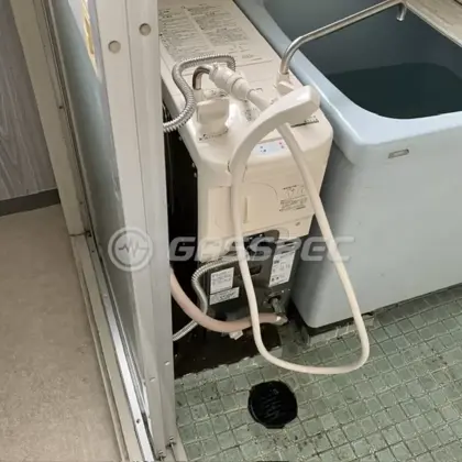 施工後の給湯器（リンナイ RBF-B80SN-FU-R-T）