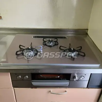 施工後のビルトインガスコンロ（パロマ PD-893WS-U75GP）