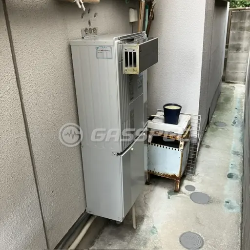 交換前の給湯器（パーパス GH-HK2401ZW）