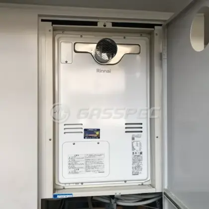 施工後の暖房熱源機（リンナイ RUFH-A2400SAT2-3(A)）