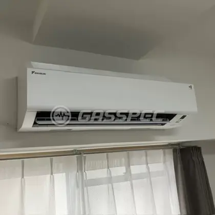 施工後のエアコン（ダイキン S225ATES-W）