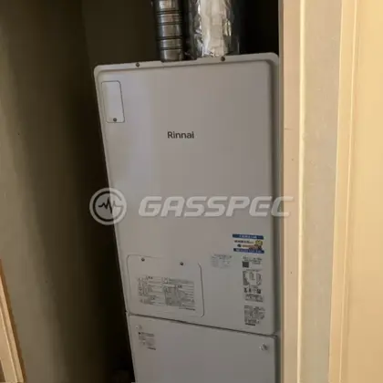 施工後の暖房熱源機（リンナイ RUFH-A1610SAFF(A)）