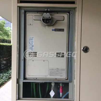 施工前の暖房熱源機（RUFH-V2403SAA2-3）