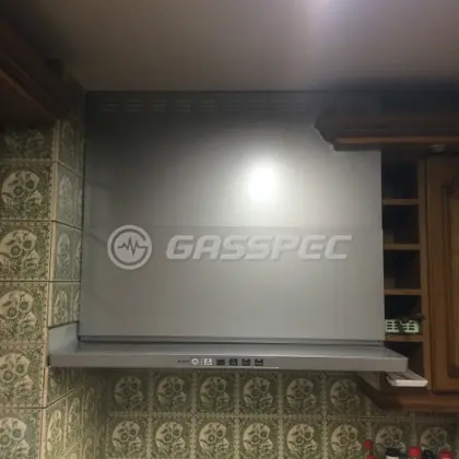 施工後のレンジフード（リンナイ LGR-3R-AP901SV）
