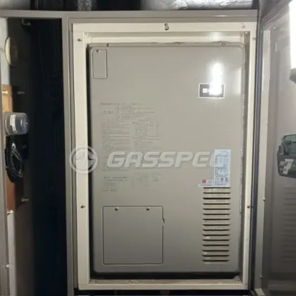 施工前の暖房熱源機（AT4203ARSSW3QU-H）