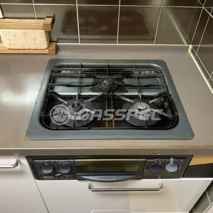 施工前のビルトインガスコンロ（RGF-30A5FC2）