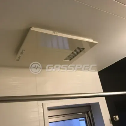 施工前の浴室乾燥機（V-141BZ-HT）