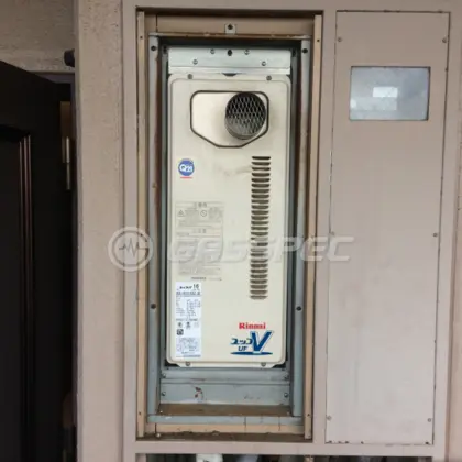 施工前の給湯器（RUF-VS1615SAT-80）