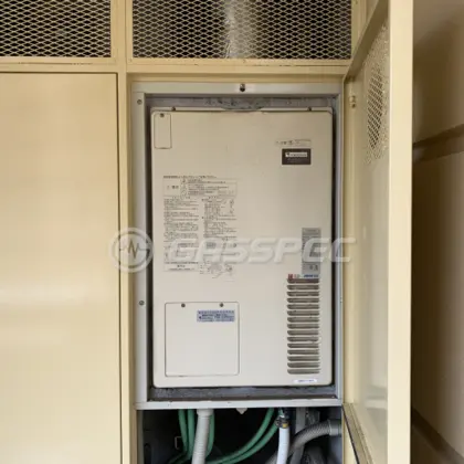 施工前の暖房熱源機（AT-4200ARSSW3Q-56-H）
