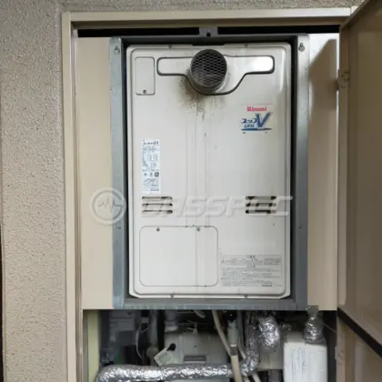 施工前の暖房熱源機（RUFH-V2403AT2-1）