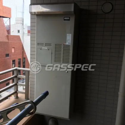 施工前の暖房熱源機（AT-4299ARSAW3Q-F）