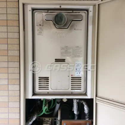 施工前の暖房熱源機（RUFH-2405SAT2-5）