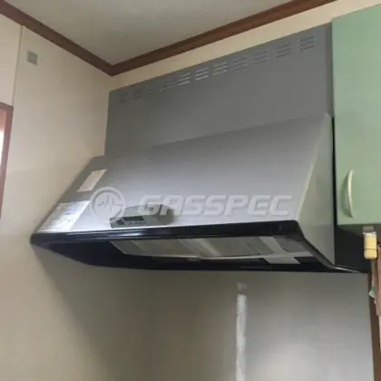 施工前のレンジフード