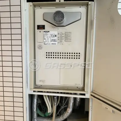 施工前の暖房熱源機（GTH-2434SAWX6H-T）