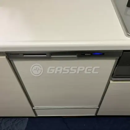 施工後のビルトイン食洗機（パナソニック NP-45MD9S）