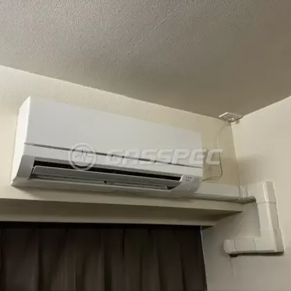 施工後のエアコン（三菱 MSZ-GV2525-W）