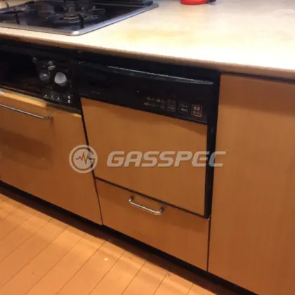 施工前のビルトイン食洗機（NP-P45X1P1BB）