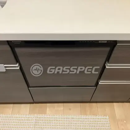 施工後のビルトイン食洗機（パナソニック NP-45RS9K）