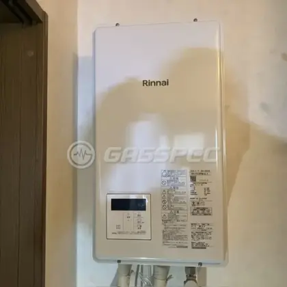 施工後の給湯器（リンナイ RUX-V1615SFFBA(A)-E）