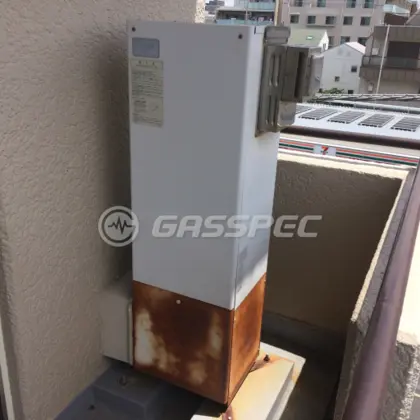 施工前の暖房熱源機（AD-207RFBZ）