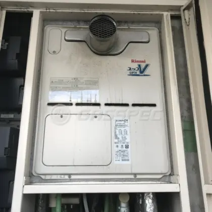 施工前の暖房熱源機（RUFH-VD2401AT2-3）