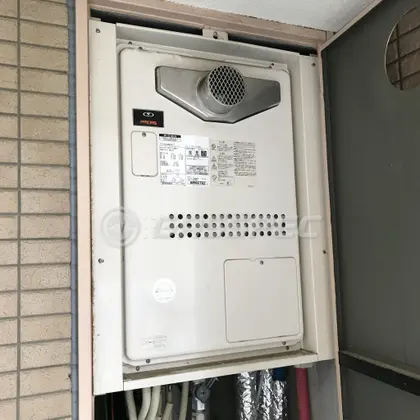 施工前の暖房熱源機（GTH-2434SAWX6H-T）