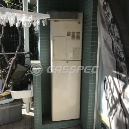 施工前の暖房熱源機（YG2438RNW）