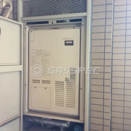 施工前の暖房熱源機（AT-366RSA-AW2Q-H）
