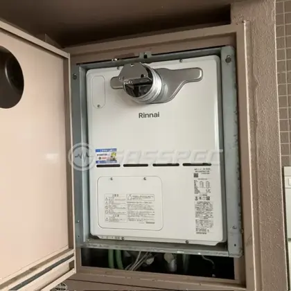 施工後の暖房熱源機（リンナイ RVD-A2400SAA2-3(B)）