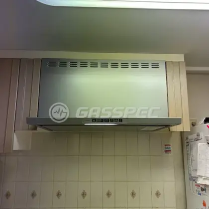 施工後のレンジフード（リンナイ LGR-3R-AP902SV）