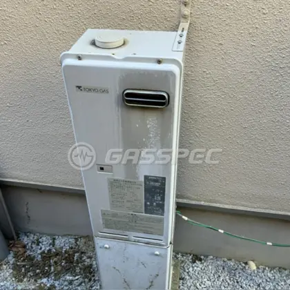 施工前の暖房熱源機（RH-51W）