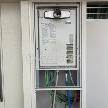 施工前の暖房熱源機（AT-4200ARSAW6Q-56-C）