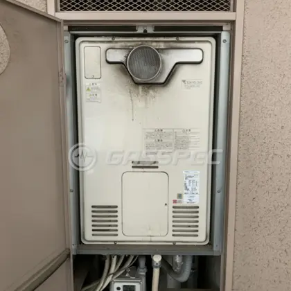 施工前の暖房熱源機（RUFH-2403AT）