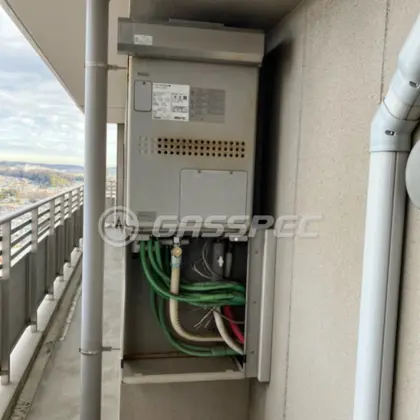 施工前の暖房熱源機（GTH-2417AWX6H-L）