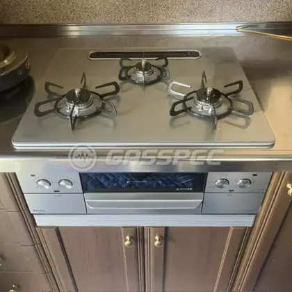 施工後のビルトインガスコンロ（パロマ PD-893WS-U60GH）