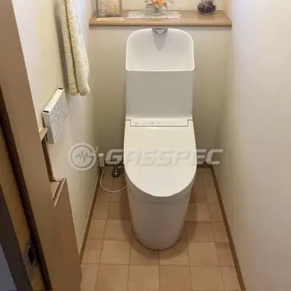 施工後のトイレ（TOTO CES9315#NW1）