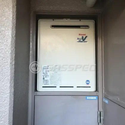 施工前の給湯器（RUF-A1610SAW(A)）