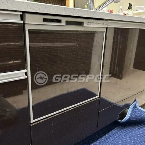 交換前のビルトイン食洗機（パナソニック NP-45RS5SAA）