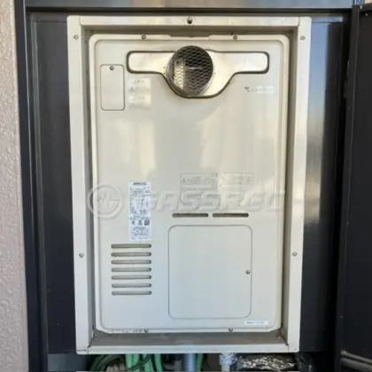 施工前の暖房熱源機（RUFH-V2400AT2-6）