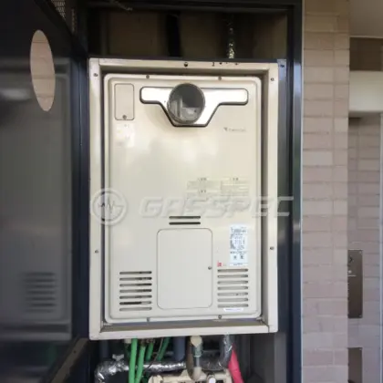 施工前の暖房熱源機（RUFH-2405AT2-3）