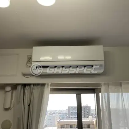 施工後のエアコン（三菱 MSZ-GV3625-W）