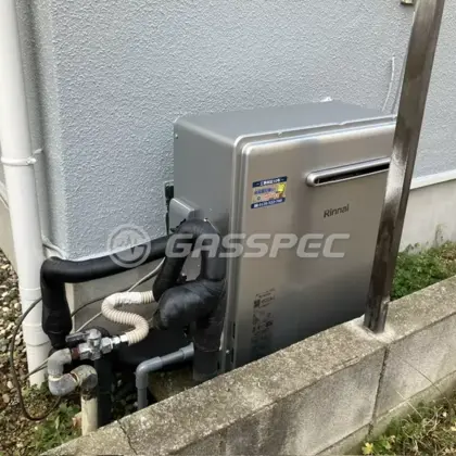 施工後の給湯器（リンナイ RUF-UE2405AG）