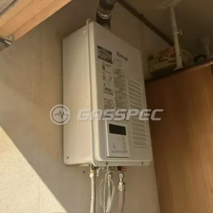 施工後の給湯器（リンナイ RUX-V1615SWFA(B)-E）