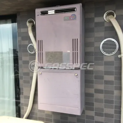施工前の給湯器（GX-240AW）